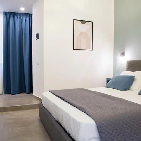 Bausan Avenue 4* Naples